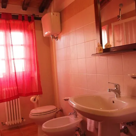 Le Noci Farm stay *