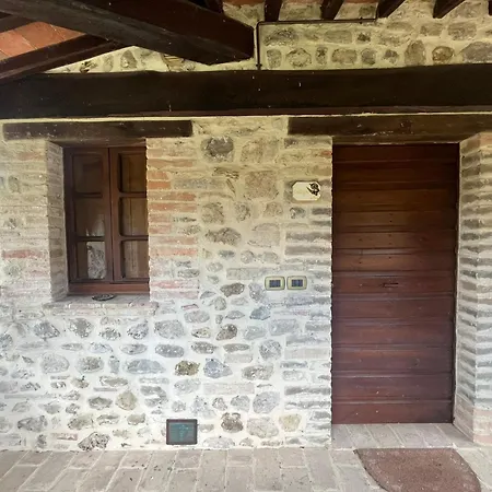 Farma Le Noci Monte Castelli